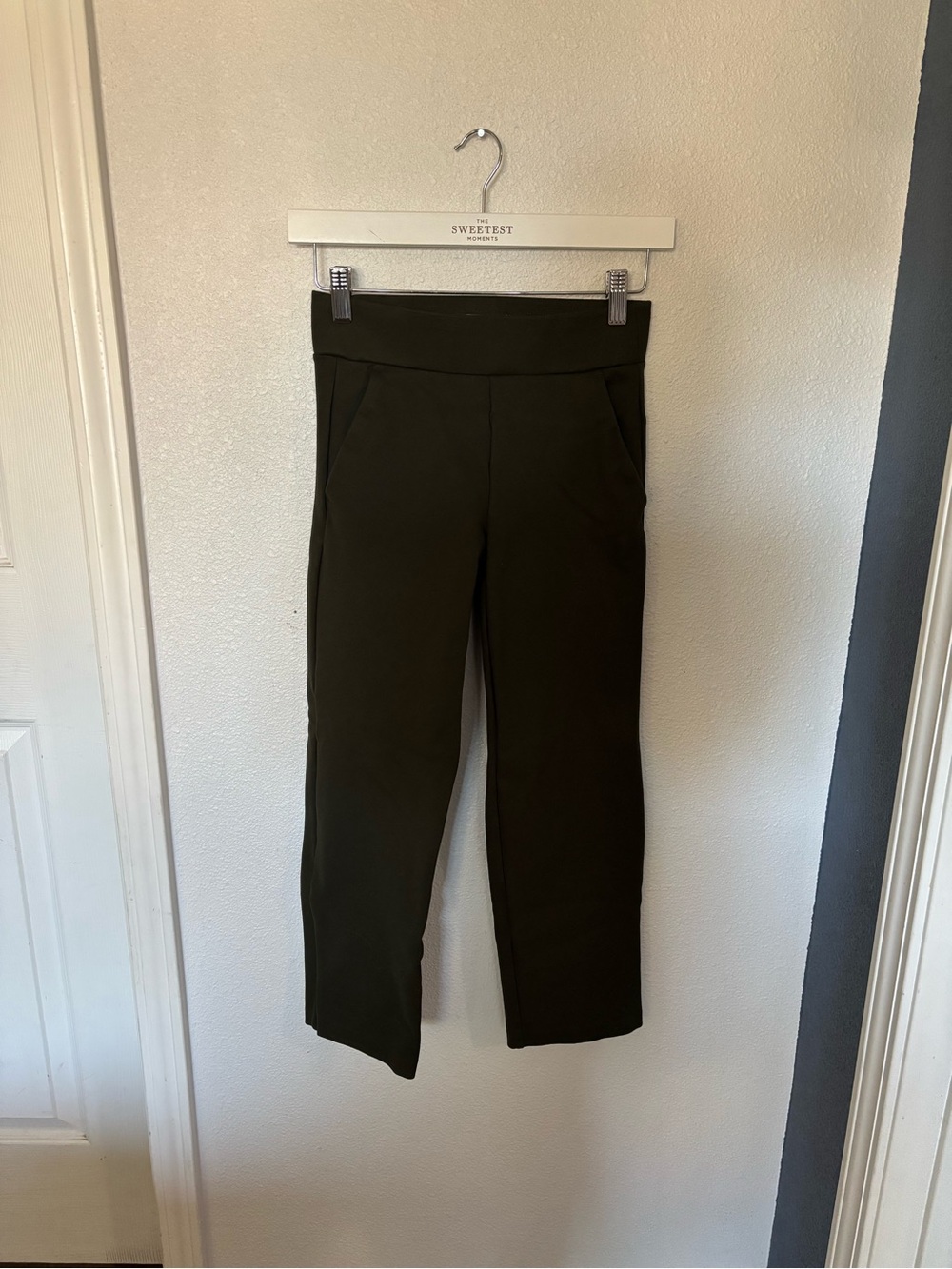LOFT Olive Straight Pants